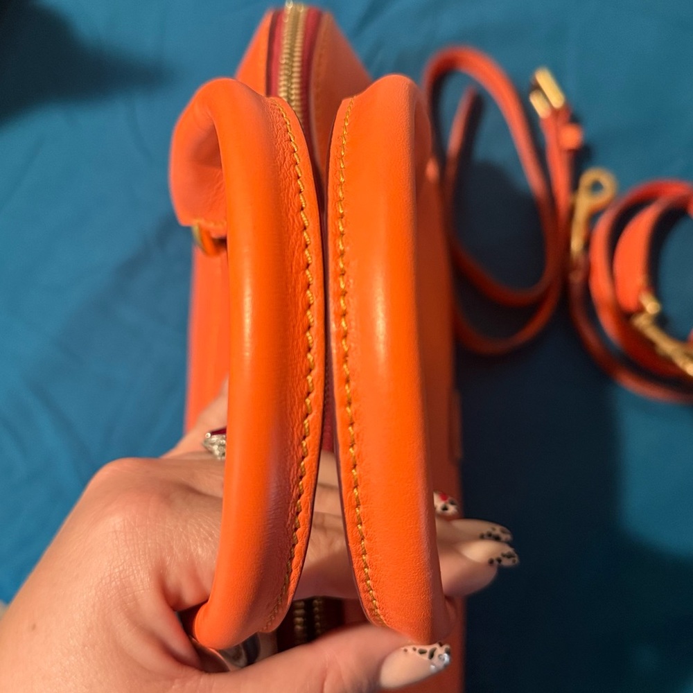 Dooney & Bourke Camden Salmon Florentine Italian Leather NWT RARE! HTF - Picture 7 of 15